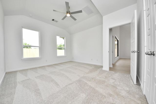 2114 Della Lakes Court, Fresno, TX 77545