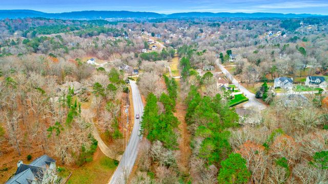 7118 Flagstone Drive, Ooltewah, TN 37363