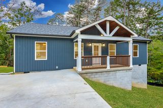 7118 Flagstone Drive, Ooltewah, TN 37363