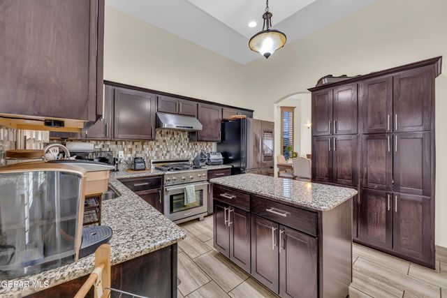 14540 Tierra Burgos Avenue, El Paso, TX 79938