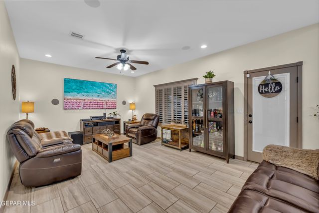 14540 Tierra Burgos Avenue, El Paso, TX 79938