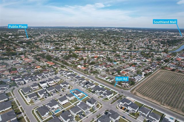 12729 SW 211th St 1, Miami, FL 33177