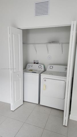 12729 SW 211th St 1, Miami, FL 33177