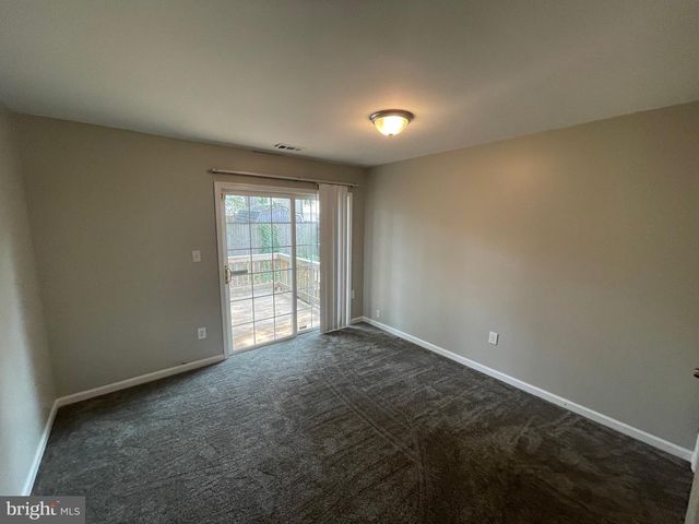 811 DUVALL HWY, Pasadena, MD 21122