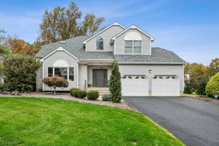 98 King St, Edison Twp., NJ 08820