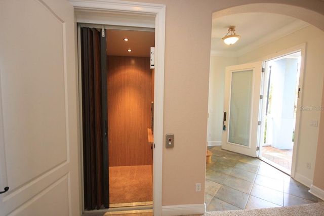 6002 YEATS MANOR DRIVE 105, Tampa, FL 33616