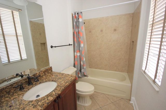 6002 YEATS MANOR DRIVE 105, Tampa, FL 33616