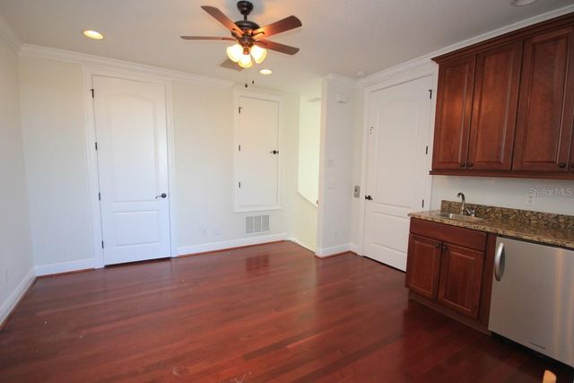 6002 YEATS MANOR DRIVE 105, Tampa, FL 33616