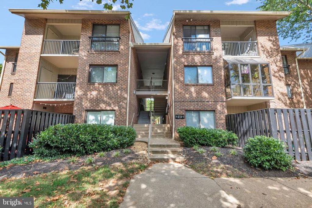 1231 GEMINI DR #UNIT B, Annapolis, MD 21403