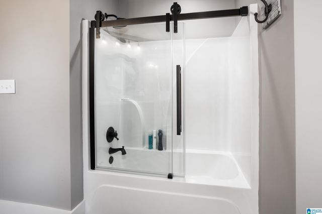 244 CRYSTAL COVE, Oxford, AL 36203