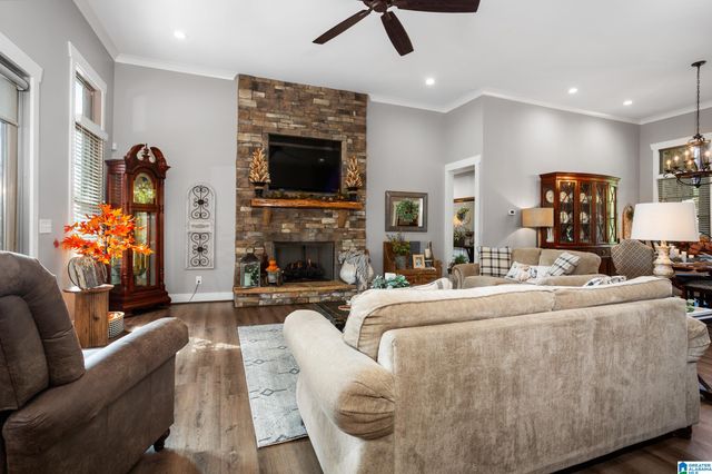 244 CRYSTAL COVE, Oxford, AL 36203