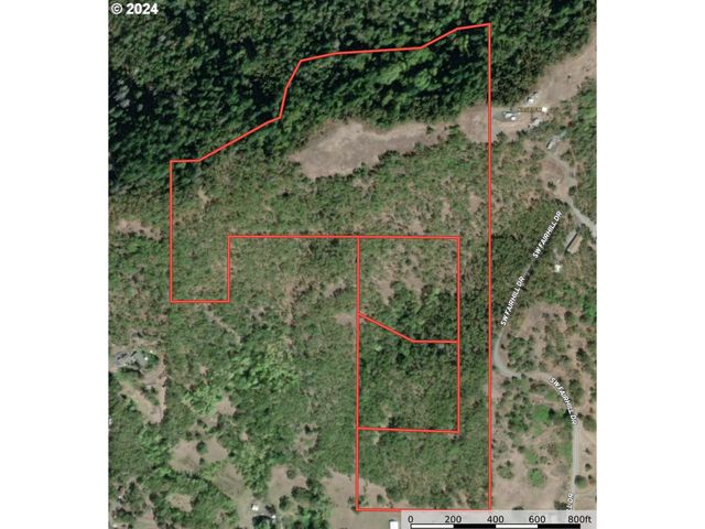 W Fairhill Ave 300, Roseburg, OR 97471