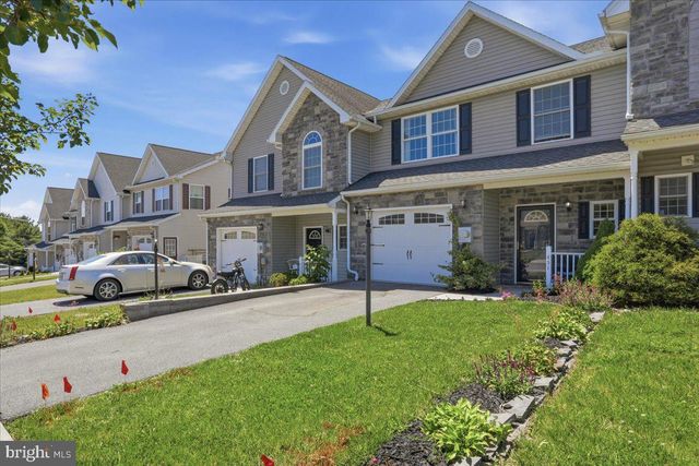 451 FRICK AVE, Waynesboro, PA 17268