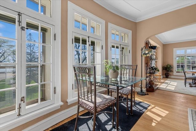 470 Sheridan Road 2, Evanston, IL 60202