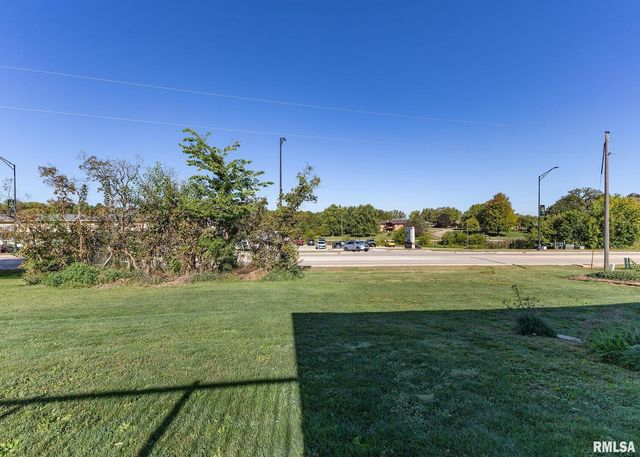 321 Pin Oak Drive, Geneseo, IL 61254