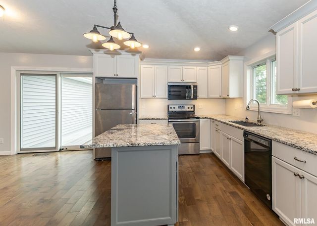 321 Pin Oak Drive, Geneseo, IL 61254