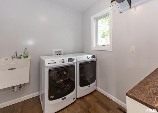 321 Pin Oak Drive, Geneseo, IL 61254