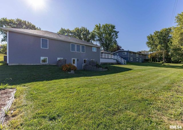 321 Pin Oak Drive, Geneseo, IL 61254