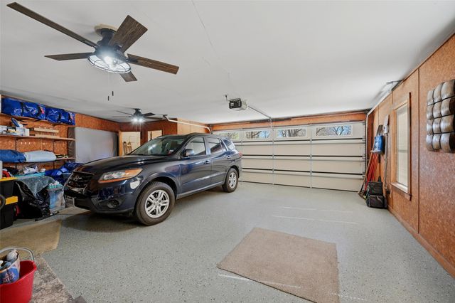 231 Cayuga Trail, Lake Kiowa, TX 76240