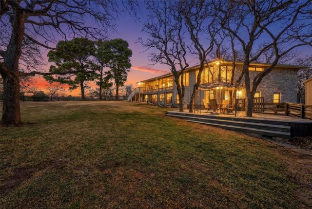 231 Cayuga Trail, Lake Kiowa, TX 76240