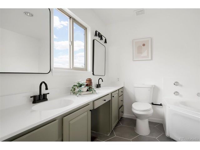 10023 W 77th Dr, Arvada, CO 80005