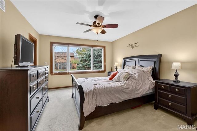 622 Saint Nicholas Drive, O'fallon, IL 62269