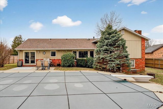 622 Saint Nicholas Drive, O'fallon, IL 62269