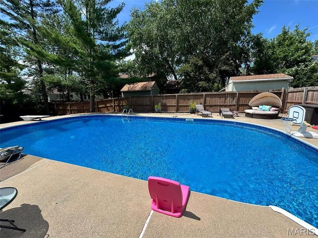 622 Saint Nicholas Drive, O'fallon, IL 62269