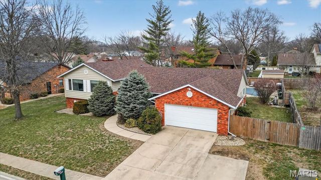 622 Saint Nicholas Drive, O'fallon, IL 62269