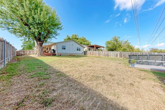 210 Clearday DR, Austin, TX 78745