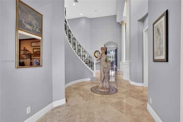 110 Abondance Dr, Palm Beach Gardens, FL 33410