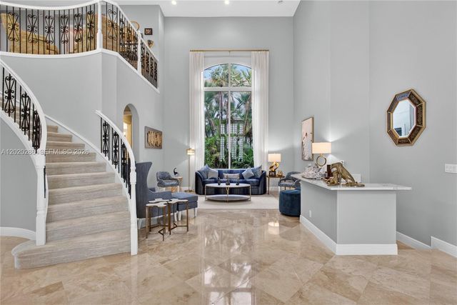 110 Abondance Dr, Palm Beach Gardens, FL 33410