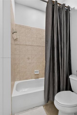 110 Abondance Dr, Palm Beach Gardens, FL 33410