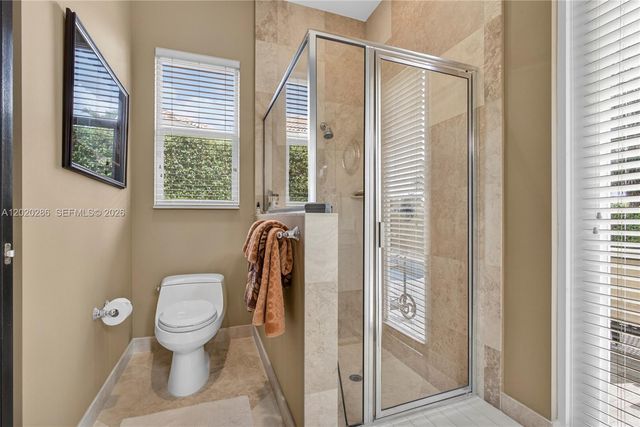 110 Abondance Dr, Palm Beach Gardens, FL 33410