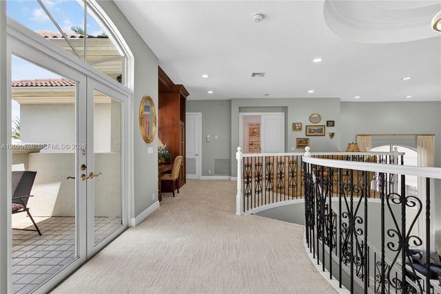 110 Abondance Dr, Palm Beach Gardens, FL 33410