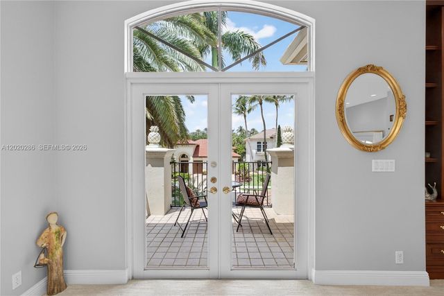 110 Abondance Dr, Palm Beach Gardens, FL 33410