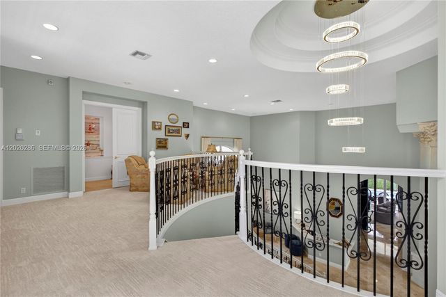 110 Abondance Dr, Palm Beach Gardens, FL 33410