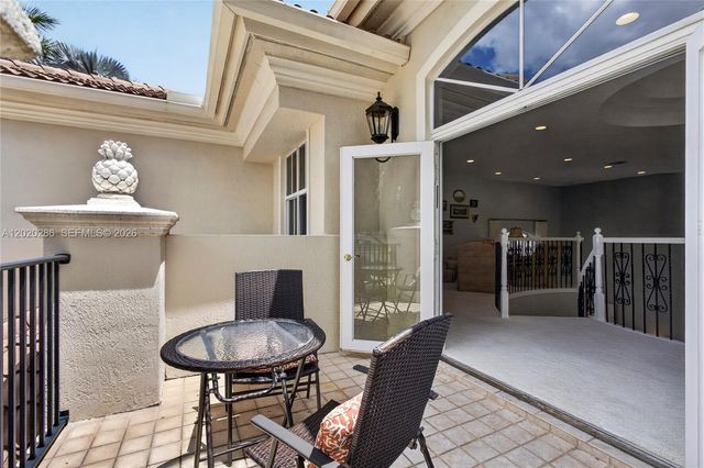 110 Abondance Dr, Palm Beach Gardens, FL 33410