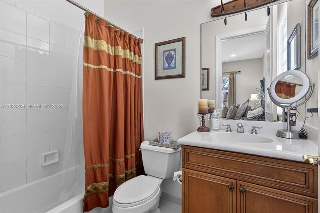 110 Abondance Dr, Palm Beach Gardens, FL 33410