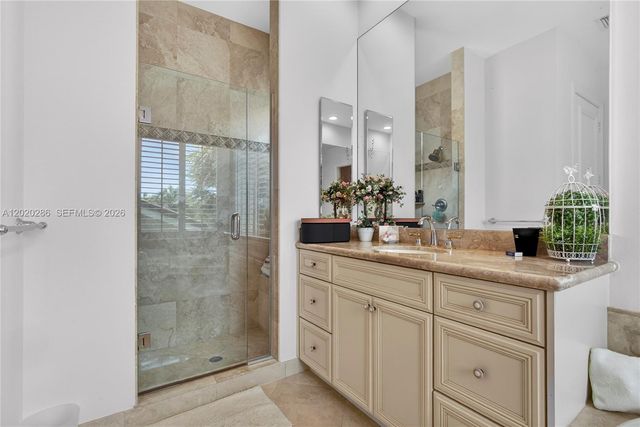 110 Abondance Dr, Palm Beach Gardens, FL 33410