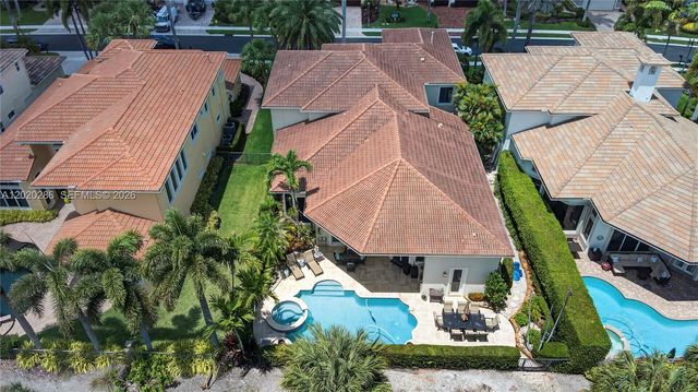110 Abondance Dr, Palm Beach Gardens, FL 33410