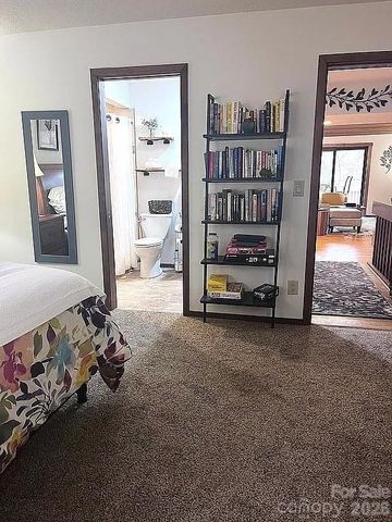 109 Emerald Ridge Road, Sapphire, NC 28774