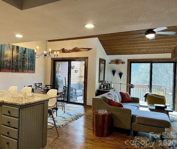 109 Emerald Ridge Road, Sapphire, NC 28774