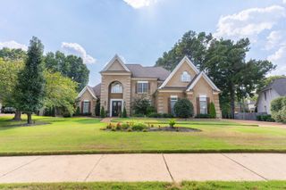 3279 DUKE CIR, Germantown, TN 38139