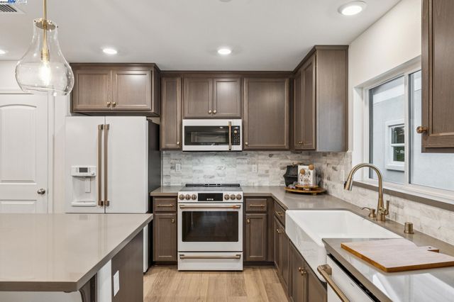 2628 Wesley Way, Chico, CA 95973