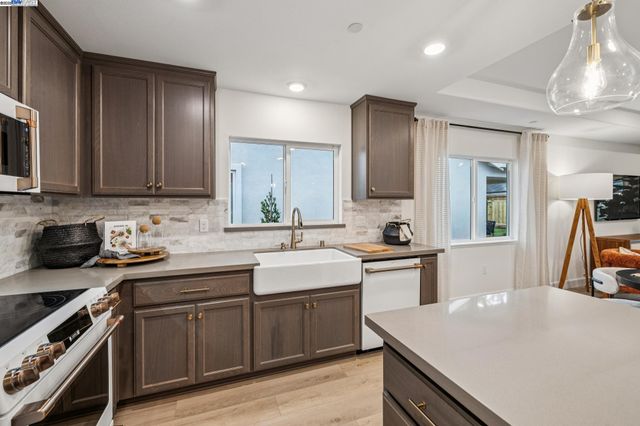 2628 Wesley Way, Chico, CA 95973