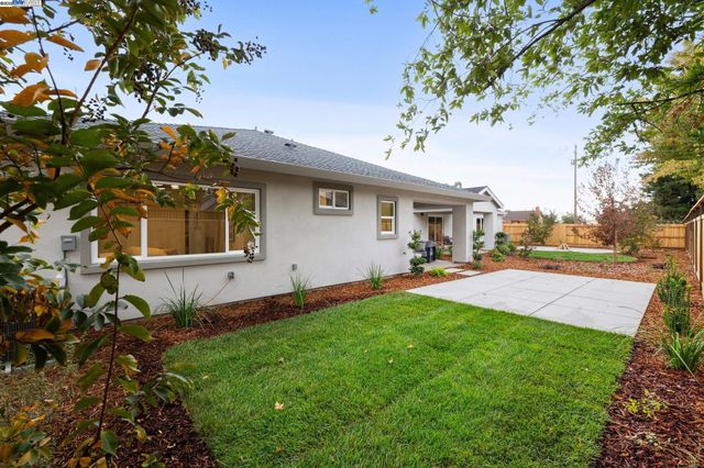 2628 Wesley Way, Chico, CA 95973