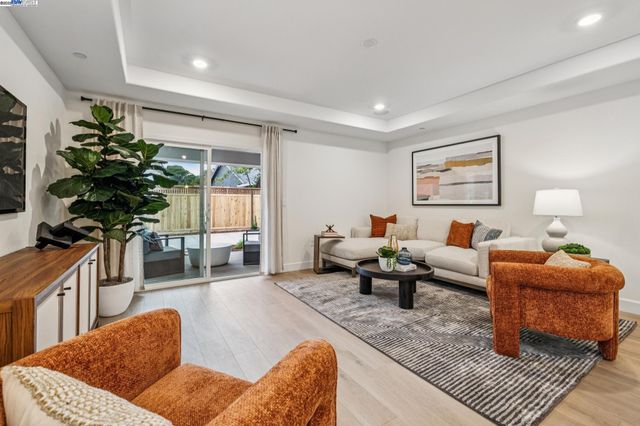 2628 Wesley Way, Chico, CA 95973