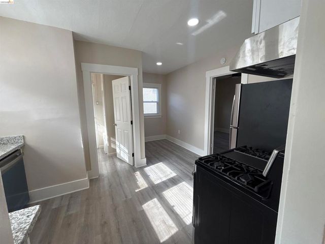 706 E 12th, Pittsburg, CA 94565