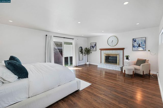 2309 Julia Ct, Pinole, CA 94564